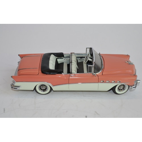 858A - A boxed 1/24 Danbury Mint 1956 Buick Roadmaster Convertible, limited edition (no numbers given) with... 