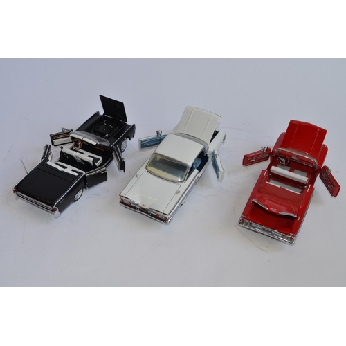 871 - 3 unboxed Franklin Mint 1/24 scale die-cast model cars:
A red 1960 Chevy Impala convertible, good co... 