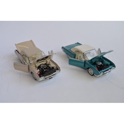 872 - 2 boxed Danbury Mint 1/24 diecast Ford Thunderbird models: Convertible version, bodywork very good c... 