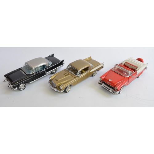 860 - 1 Danbury and 2 Franklin Mint 1/24 diecast car models, all unboxed:
Danbury 1957 Studebaker Golden H... 