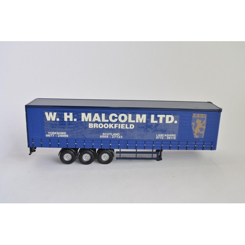 915 - A Corgi 1/50 W.H.Malcolm limited edition (627/4000) Scania 4 Series Bulk Tipper (CC12212), and Corgi... 