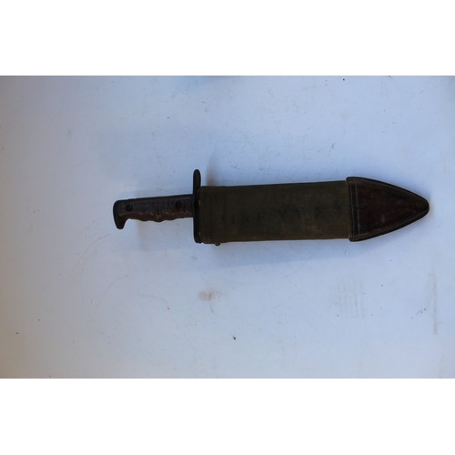 171 - 1916 US army bolo jungle survival knife, stamped 1916, in original sheath, blade L10