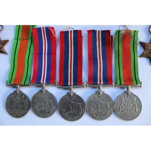 41 - Collection of WWII medals incl. 1939-1945 Star (4), France and German Star (4), War medal 1939-1945 ... 