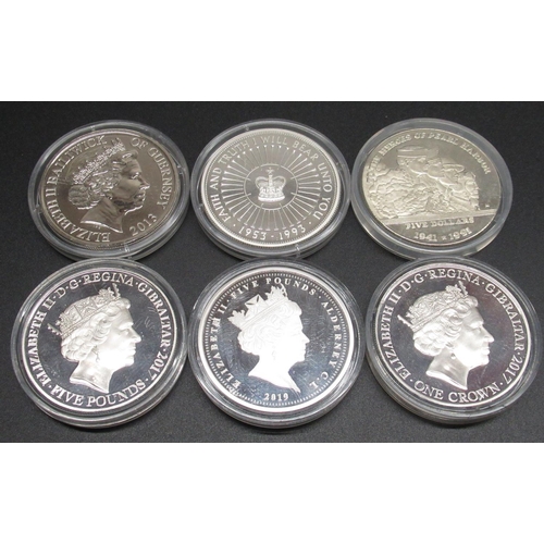 1138 - Six silver plated Military related and other coins - Lest We Forget Crown, D-Day & Dambusters £5, Pe... 