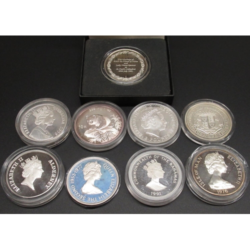 1140 - Collection of various silver proof coins incl. Royal Wedding Eyewitness Medal, seven various encapsu... 