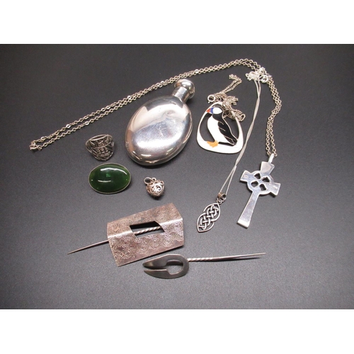 24 - Early C20th hallmarked Sterling silver scent bottle and a collection of silver jewellery including a... 