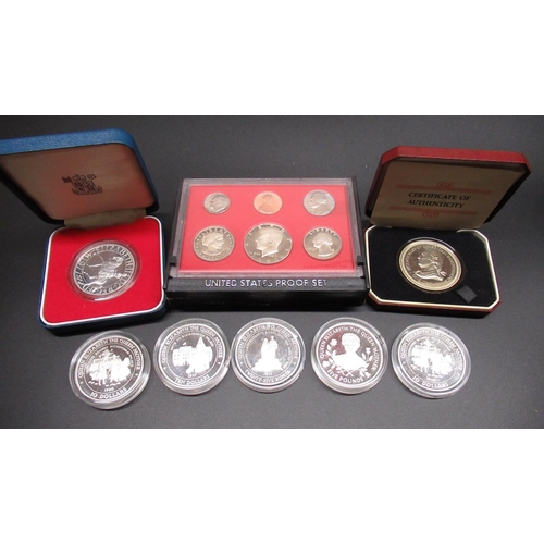 1144 - Pobjoy Mint 1976 silver proof Washington Crown, Royal Mint 1977 silver proof ERll Jubilee crown, bot... 