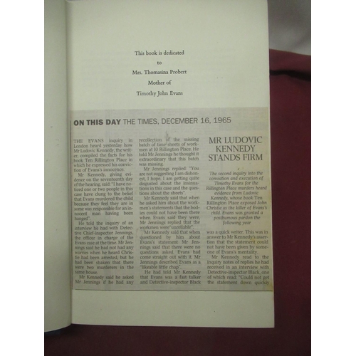 142 - Fraser(Frankie) Mad Frank Memoirs of a Life of Crime, Little Brown and Company,1994, Signed by autho... 