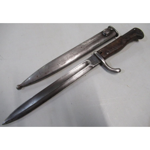 528 - German WWI period bayonet, 9