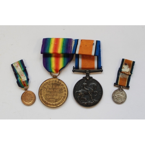 370 - WWI casualty medal pair with miniatures awarded to 12784 Pte. P. Murphy Yorks and Lancs Regt.