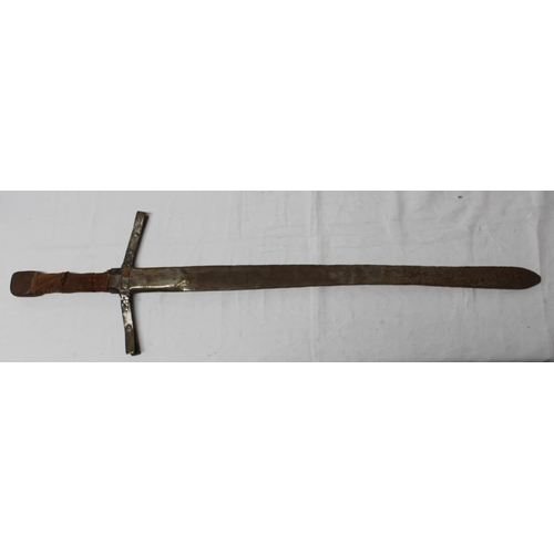 448 - Homemade Saxon broadsword, blade L30