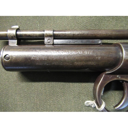 713 - Webley Junior pre war .177 break barrel air pistol SN:J11200 (1930-39)