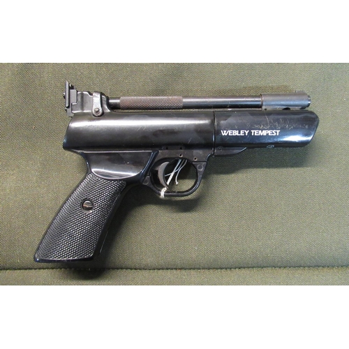 719 - Webley Tempest .22 break barrel air pistol (1980s)