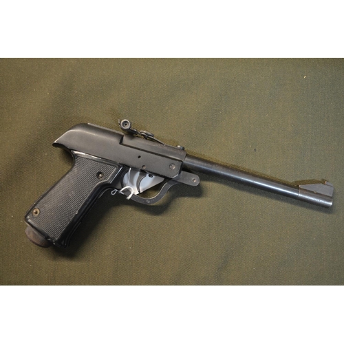 788 - A Predom-Lucznik .177 (4.5mm) break barrel air pistol. Dated 1975, serial number Z556, full working ... 