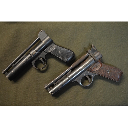799 - 2 vintage Webley air pistols, both not fullu working/in need of repair:
Webley Junior .177. Compress... 