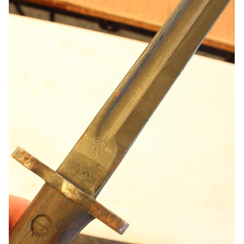 520D - 1907 Enfield Field Bayonet with Scabbard