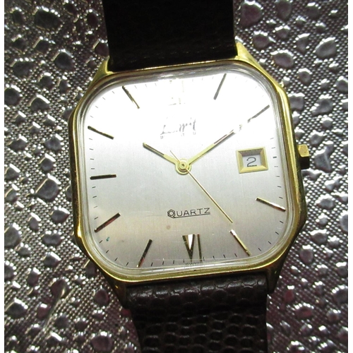 86 - Rotary automatic wristwatch with date, stainless steel case on matching stainless steel bracelet, sc... 