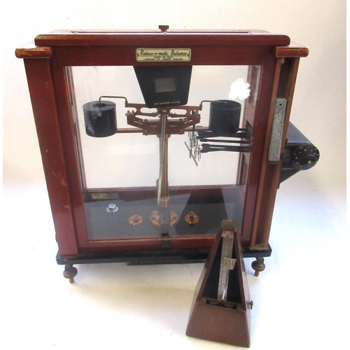 175 - Set of C20th L.Obertling Release-o-matic Balance scales in mahogany case, W43cm D24cm H50cm and a me... 