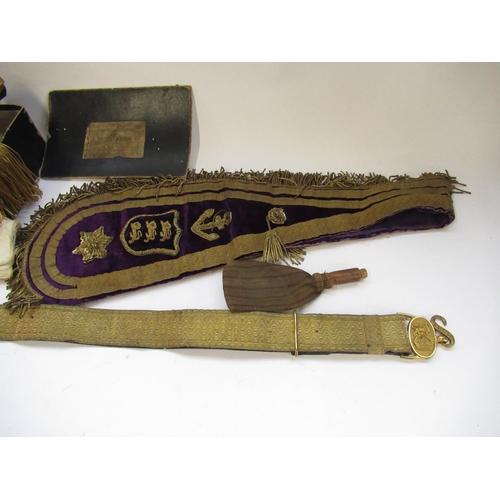 198 - Pair of C19th French Thevenet & Sibuet epaulettes with bullion fringe in original box, a Royal Artil... 