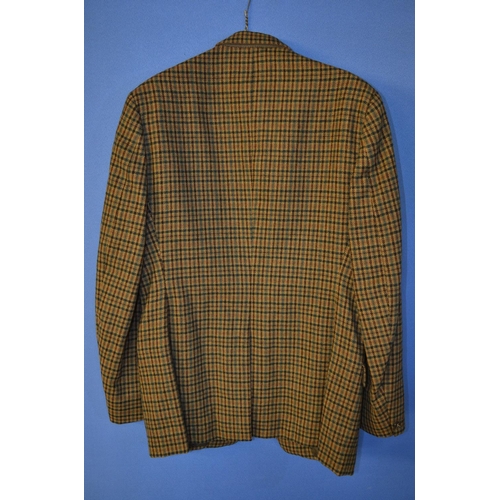36 - Nicely tailored tweed jacket, no makers marks. No size, would estimate small.