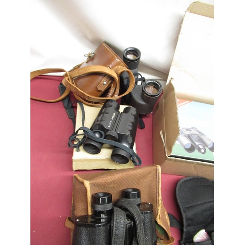 352 - Cosmos 6x30 binoculars no.6954, collection of other modern binoculars