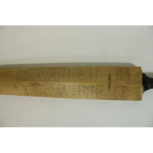 534 - Collection of c1980s signed cricket bats, incl. Sri Lanka and Australia 1981, single bat with multip... 