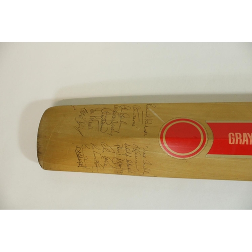 534 - Collection of c1980s signed cricket bats, incl. Sri Lanka and Australia 1981, single bat with multip... 