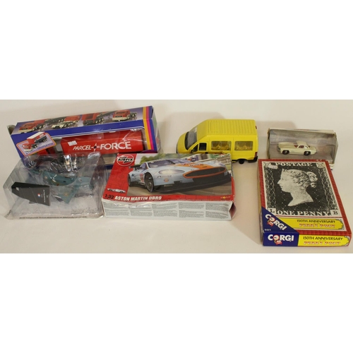 550 - Collection of boxed die cast model vehicles, mainly Lledo Days Gone, approx. 60