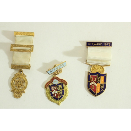 568 - Collection of Masonic Provincial and other Regalia incl. a set inc. cuffs, apron, gloves, sash and m... 