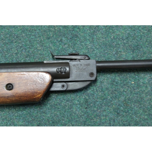 294 - A Baikal Vostic 38 .177 break barrel air rifle. 1960s Russian built air gun.