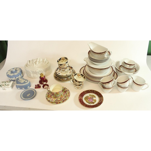 590 - Collection of ceramics to inc. Portmeirion game dish, James Kent Chintz trio, Wedgwood Jasperware et... 