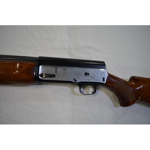 356 - A Daiwa semi automatic 12 gauge single barrel shot gun. Serial No P226438. Barrell length 27'. Overa... 