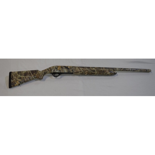 371 - A Webley & Scott 810 semi automatic 12 gauge single barrel shot gun with real tree camouflage, hard ... 