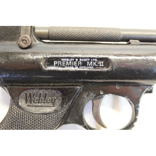 310 - Webley premier MK2 over lever .22 air pistol SN:19 2.7lb/ft with loose grip on one side