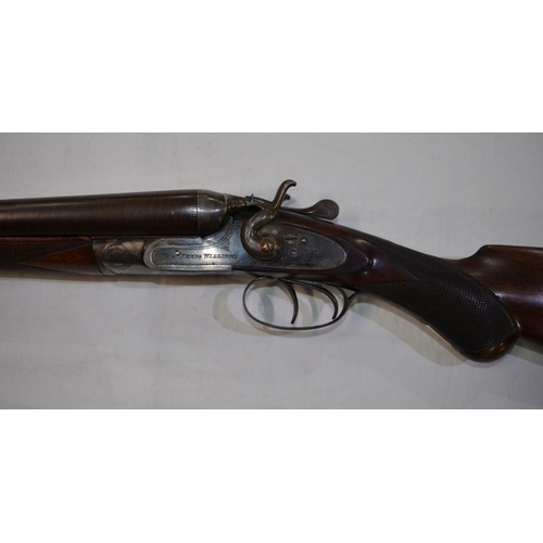 408 - Fred Williams 12B double barrelled hammer shotgun, barrel L30