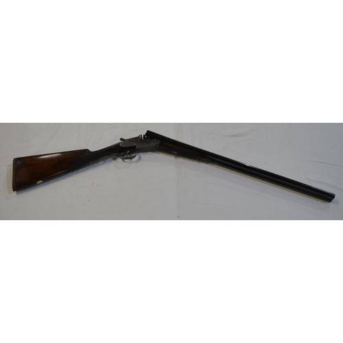 430 - Cased AYA No2 Round Body side lock 12 gauge side by side double barrel shot gun. Double trigger with... 