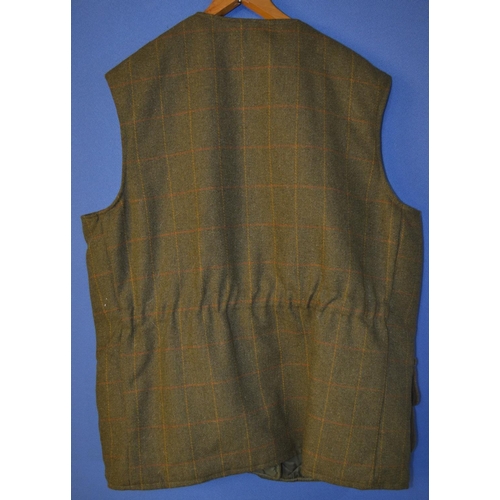 25B - Bronte Classic Outwear quilted tweed waistcoat jacket, size XXL. Excellent little used condition.