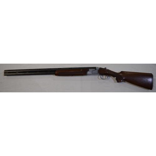 328 - A Beretta 12G single trigger O/U with ejectors, serial number E86337B. 28'barrel, overall 45.5'. Sho... 