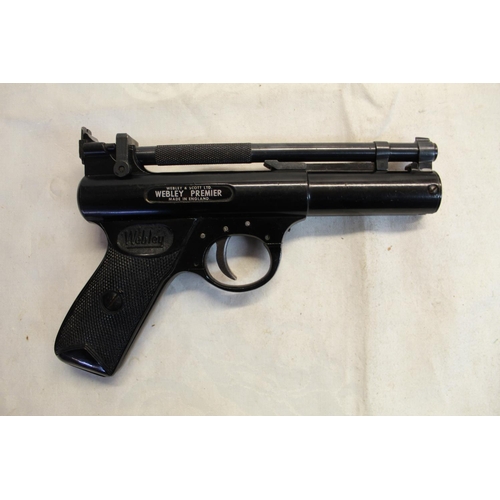 487 - Boxed Webley premier over lever .22 air pistol SN:690 2.6lb/ft with cleaning cloth