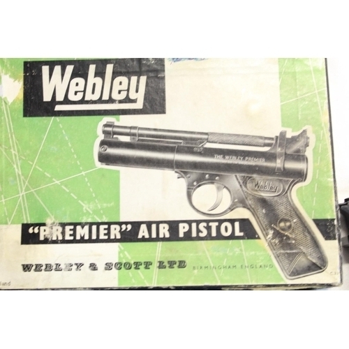 482 - Boxed Webley premier over lever .22 air pistol SN:512 2.6lb/ft