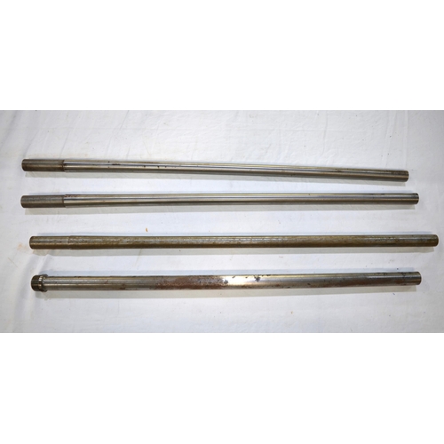 447 - 4 steel gun barrels, 1 with screw thread. Length 3x71cm, 1x66cm.