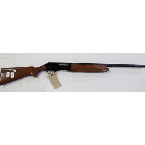 366 - A Remmington 1100 semi automatic 3 shot 12 gauge single barrel shot gun. Serial No N116470V. Barrell... 