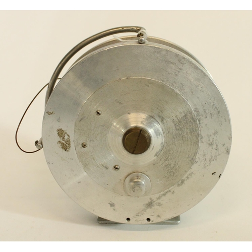 642 - Vintage aluminium sea or large salmon reel, dia 13cm