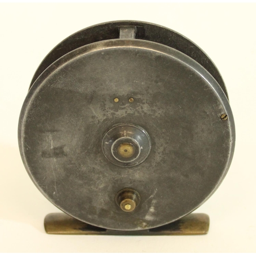 649 - Vintage Pape of Newcastle Fly Reel, dia 10cm