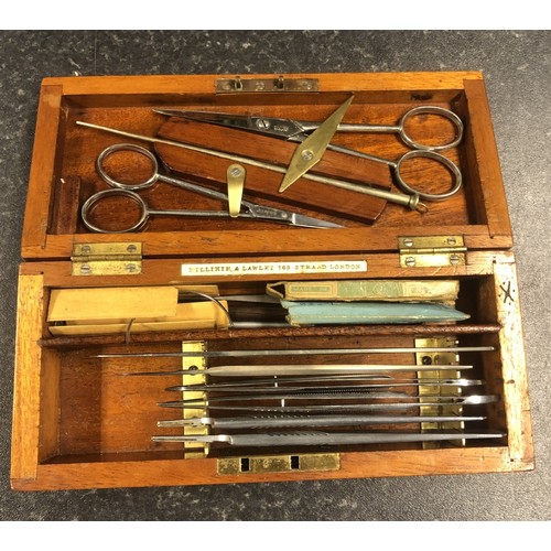 172a - Mahogany boxed complete field surgeons kit containing scalpel, scissors, needles etc by Millikin & L... 