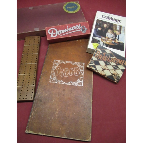 48 - Vintage J W Spear & Sons Ltd. Enfield, vintage Scrabble, Waddingtons cribbage, and other vintage gam... 