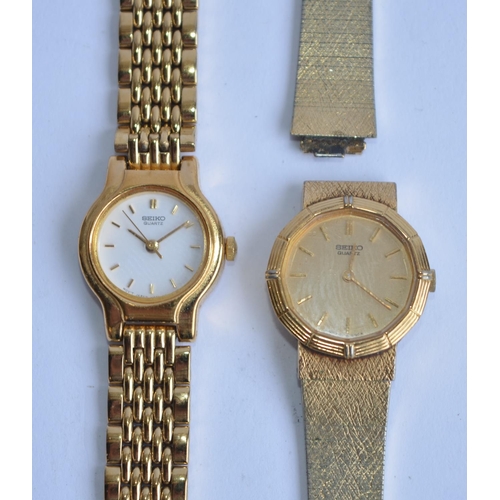 785 - 3 Seiko wrist watches and a boxed stopwatch:
Seiko mens automatic (sn 6N7249) in full working order,... 