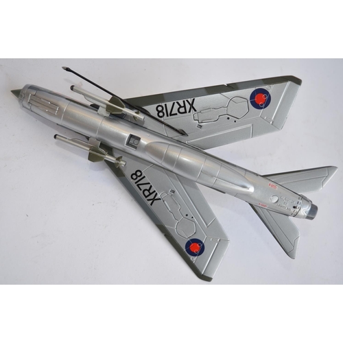 812 - 5 1/72 boxed Corgi die-cast model aircraft and 1 1/144:
AA33604 1/72 Panavia Tornado GR1, 75 Anniver... 