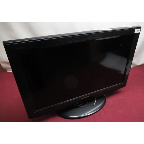 775 - Panasonic TX-L26X20B LCD remote control television