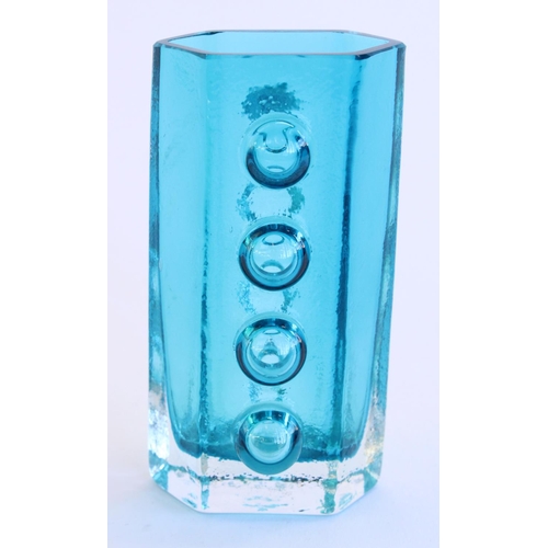 1133 - Whitefriars 'Traffic Light' 9760 textured glass vase in Kingfisher blue colourway as designed by Geo... 